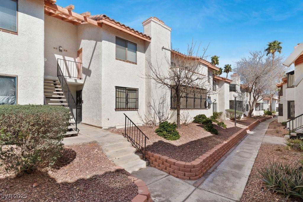 Las Vegas, NV 89119,1701 E Katie AVE #36