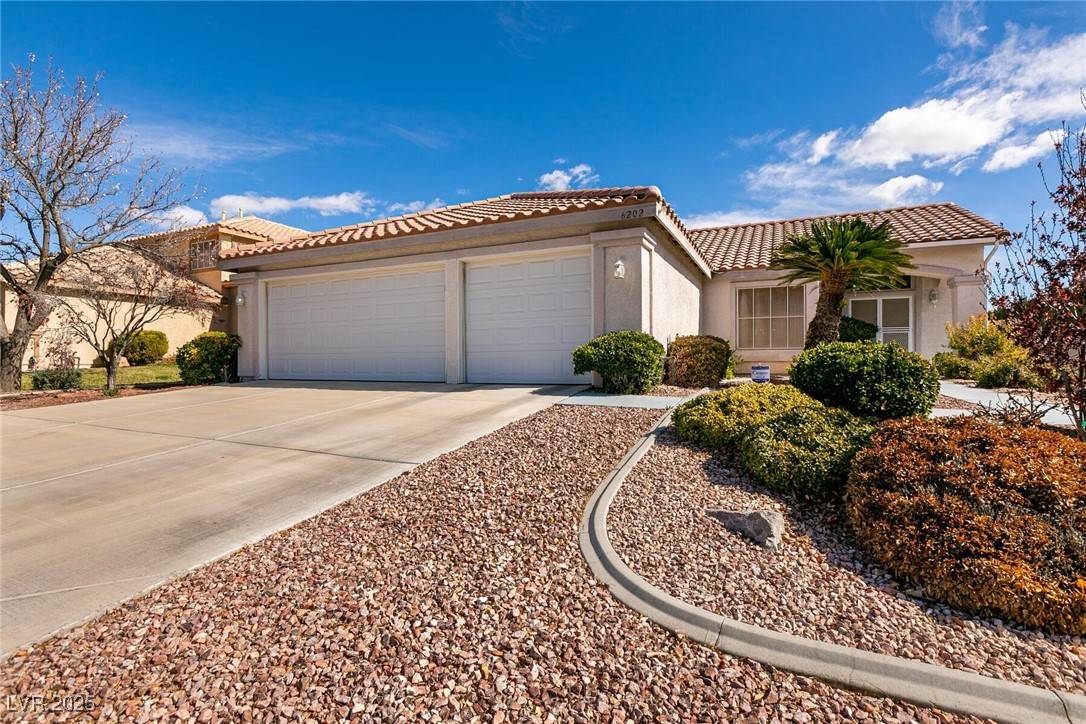 North Las Vegas, NV 89031,6202 Golden Rain ST