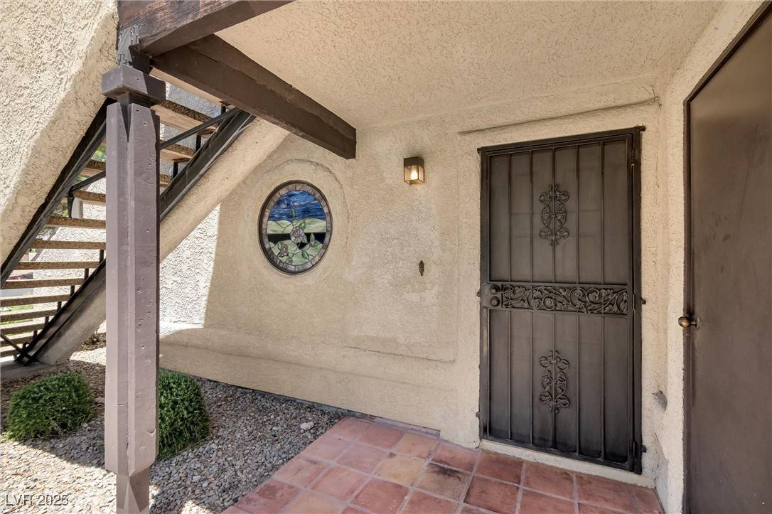Las Vegas, NV 89119,5070 Jeffreys ST #101