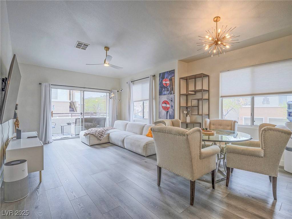Las Vegas, NV 89144,817 Peachy Canyon CIR #204