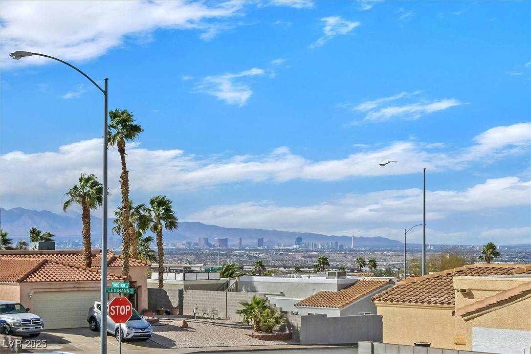 Henderson, NV 89015,457 Leighann RD