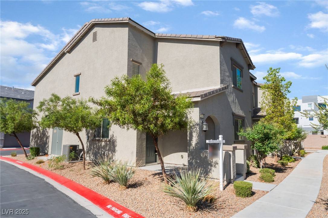 North Las Vegas, NV 89086,760 Crisp Morning CT