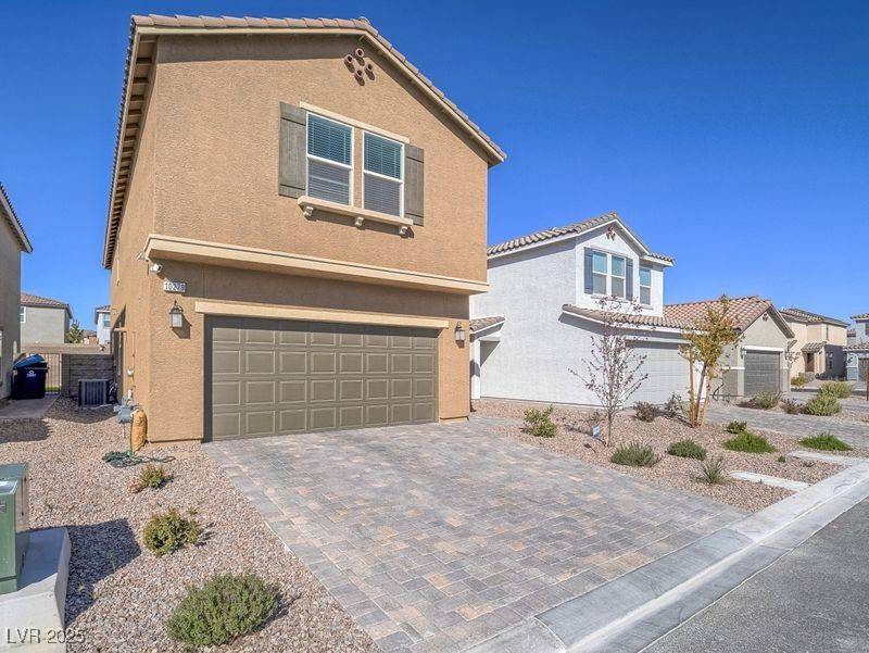 Las Vegas, NV 89141,10279 Fragrant Apple CT