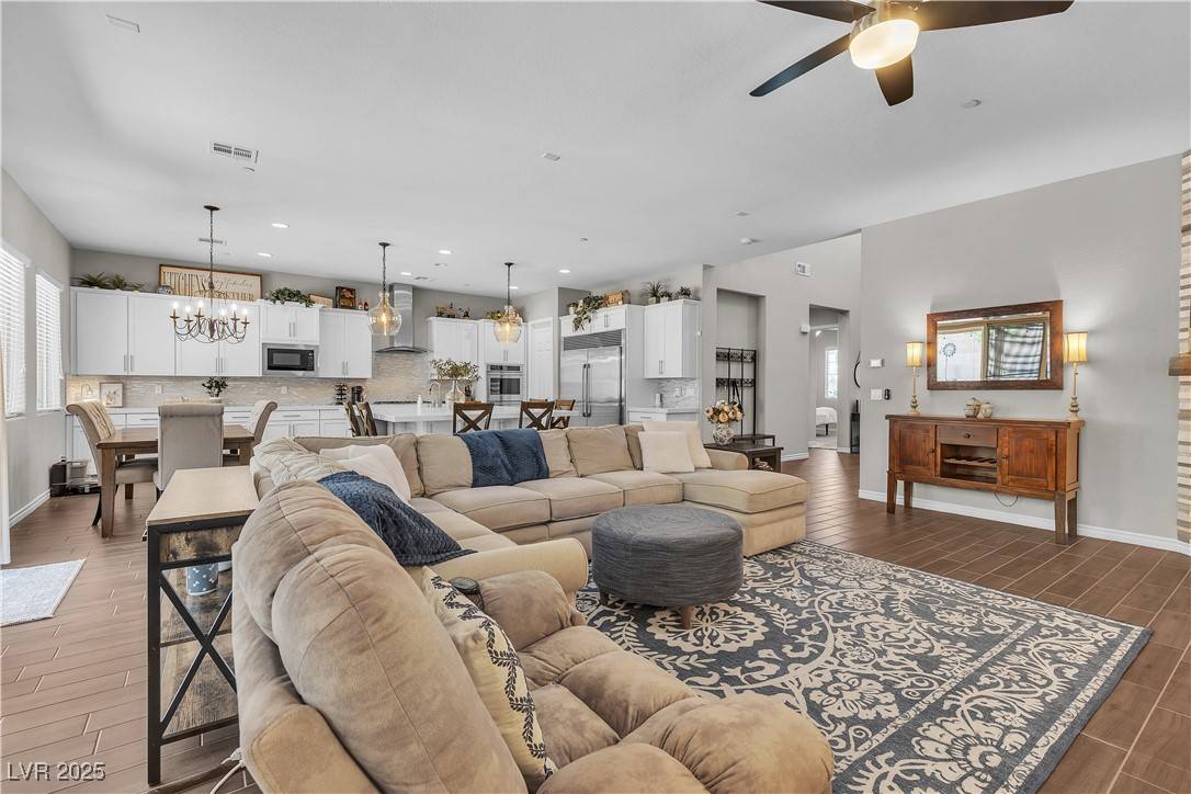 Henderson, NV 89052,2833 Athena Hill CT