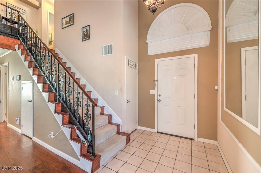 Las Vegas, NV 89108,1209 Shifting Sands DR