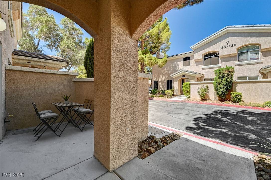 Las Vegas, NV 89121,3950 S Sandhill RD #124