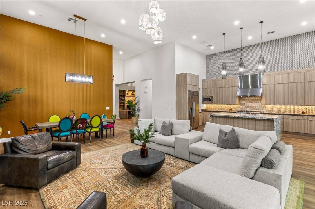 Las Vegas, NV 89135,10794 White Clay DR