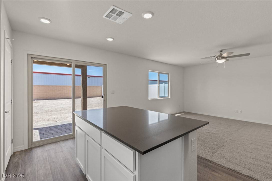 Las Vegas, NV 89122,4940 Canna Lily ST
