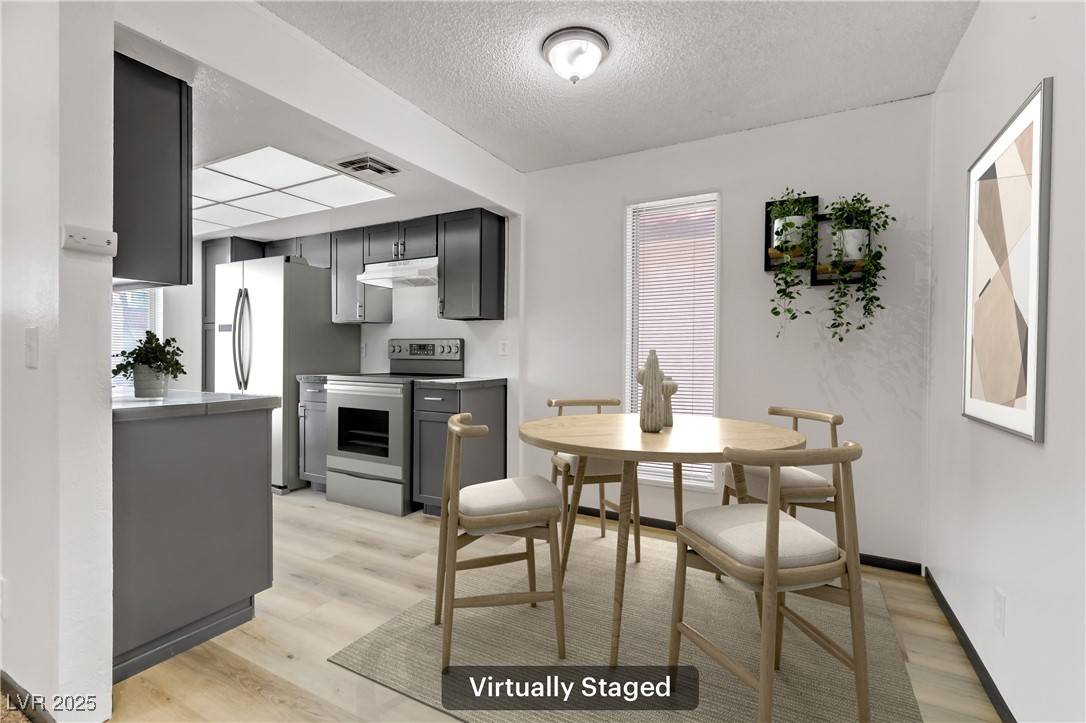 Las Vegas, NV 89169,1390 Vegas Valley DR #32
