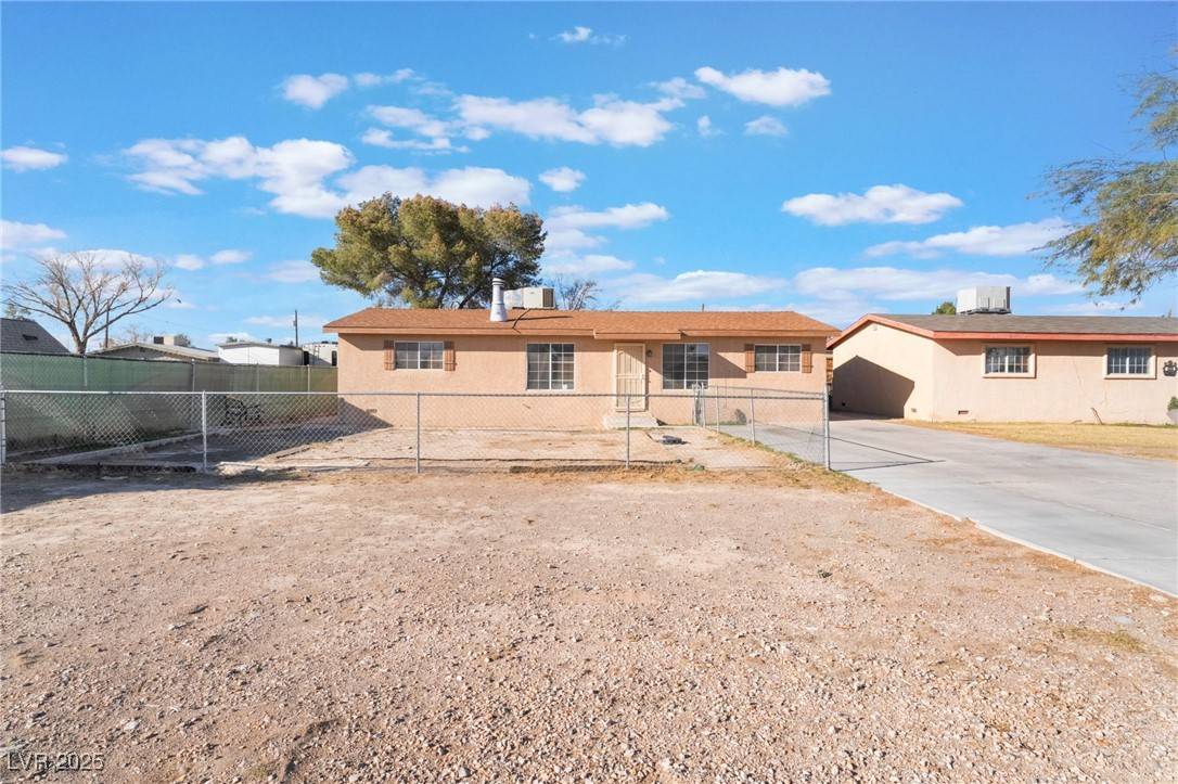 Las Vegas, NV 89110,4970 E Van Buren AVE