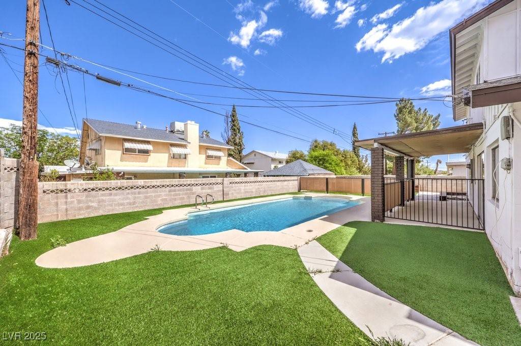 Las Vegas, NV 89121,2834 Natalie AVE