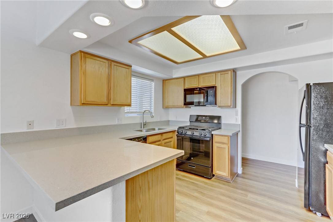 Las Vegas, NV 89145,8408 Running Deer AVE #103
