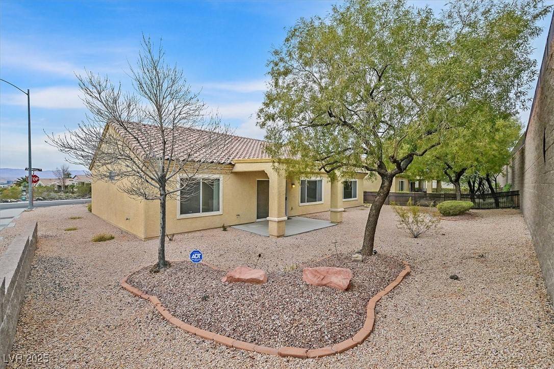 Henderson, NV 89052,2084 Fort Halifax ST