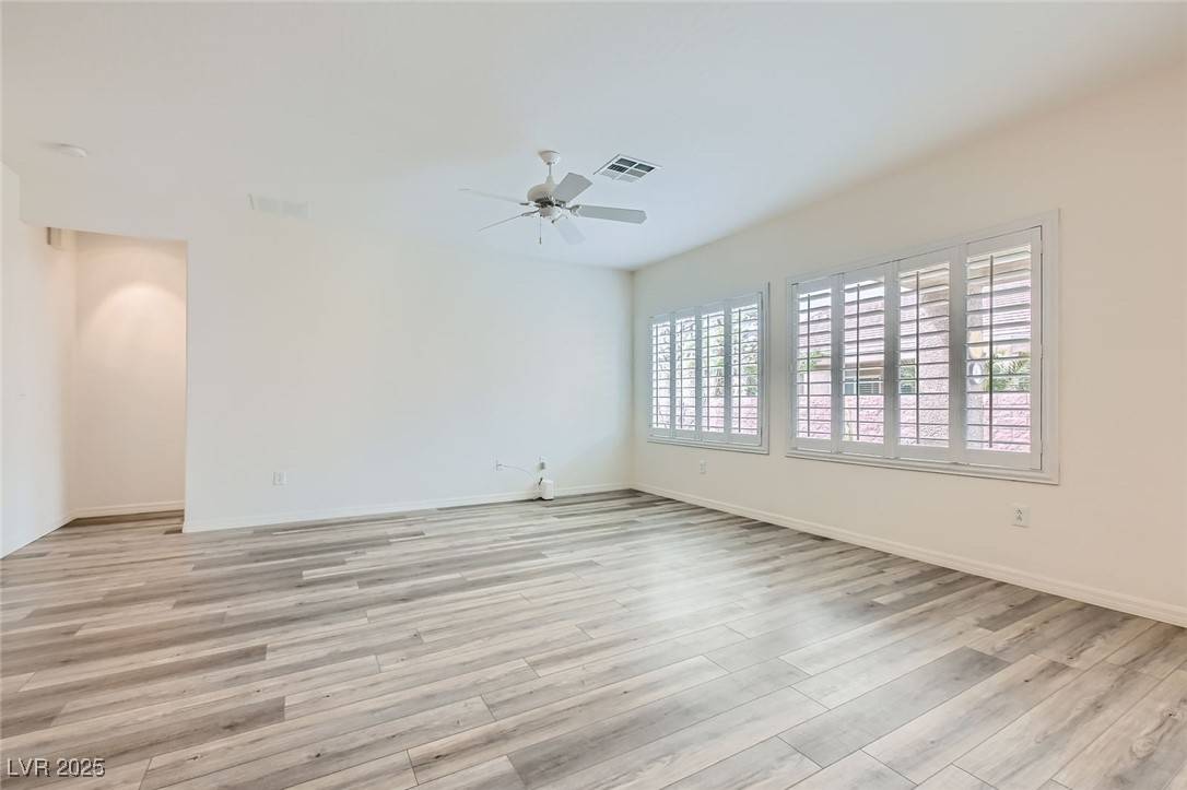 North Las Vegas, NV 89084,3220 Flinthead DR