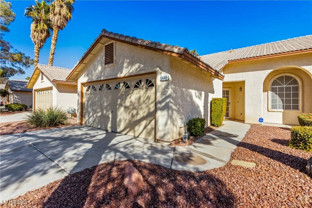 Las Vegas, NV 89130,5448 Cove Point DR