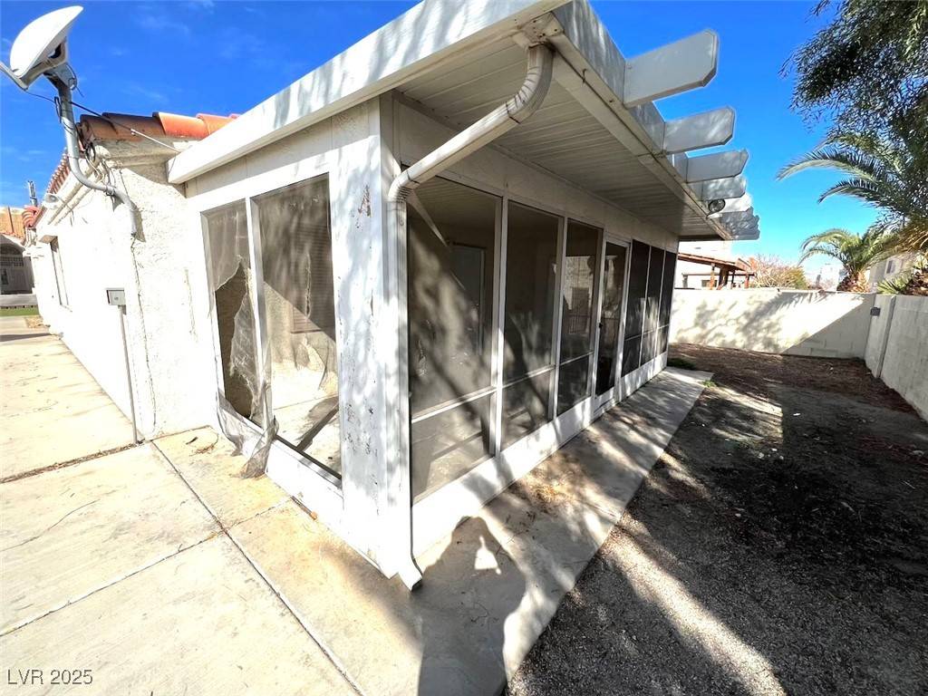 Las Vegas, NV 89104,2228 Saint Paul WAY