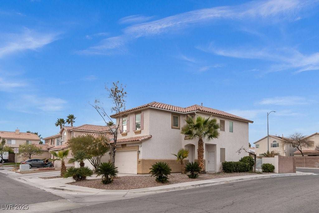 Las Vegas, NV 89147,9512 Canyonland CT