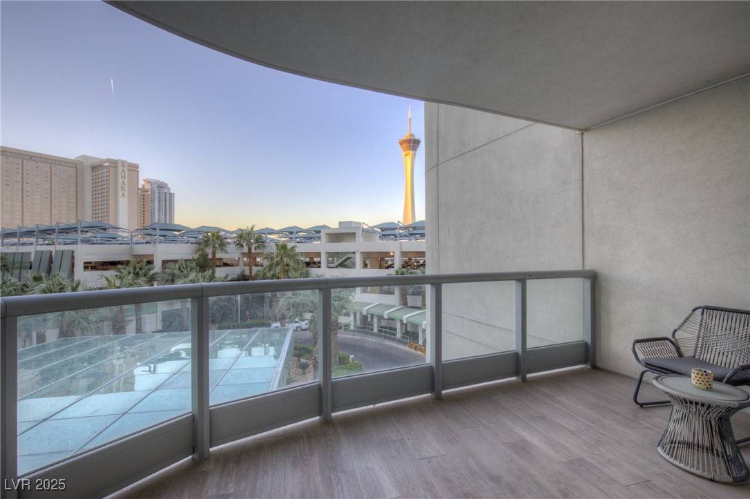 Las Vegas, NV 89109,322 Karen AVE #301