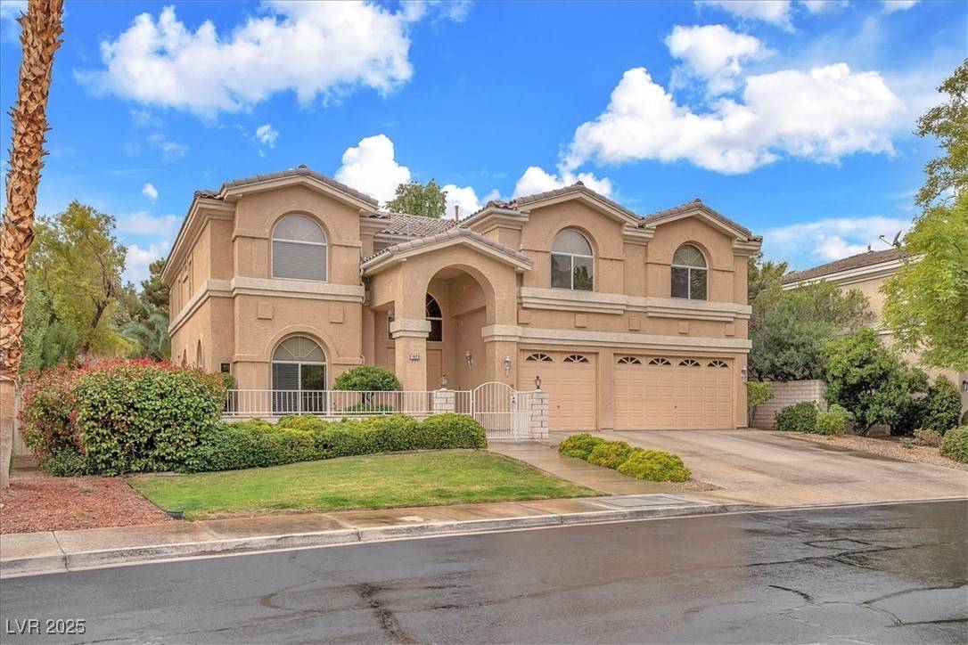 Henderson, NV 89074,1923 Grey Eagle ST