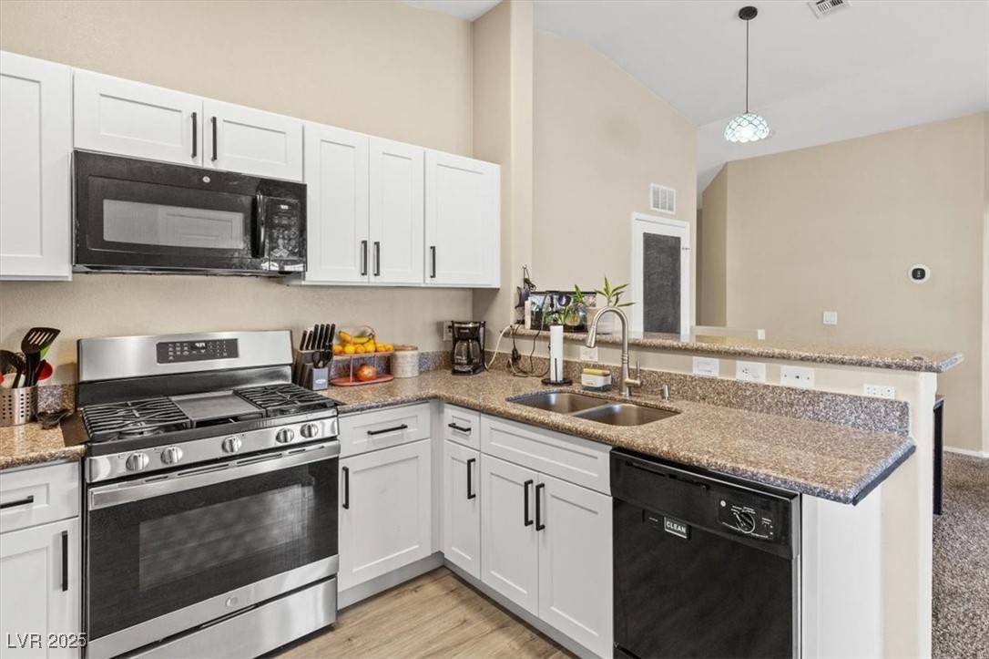 Las Vegas, NV 89122,6539 Ozzie Harriet AVE #101