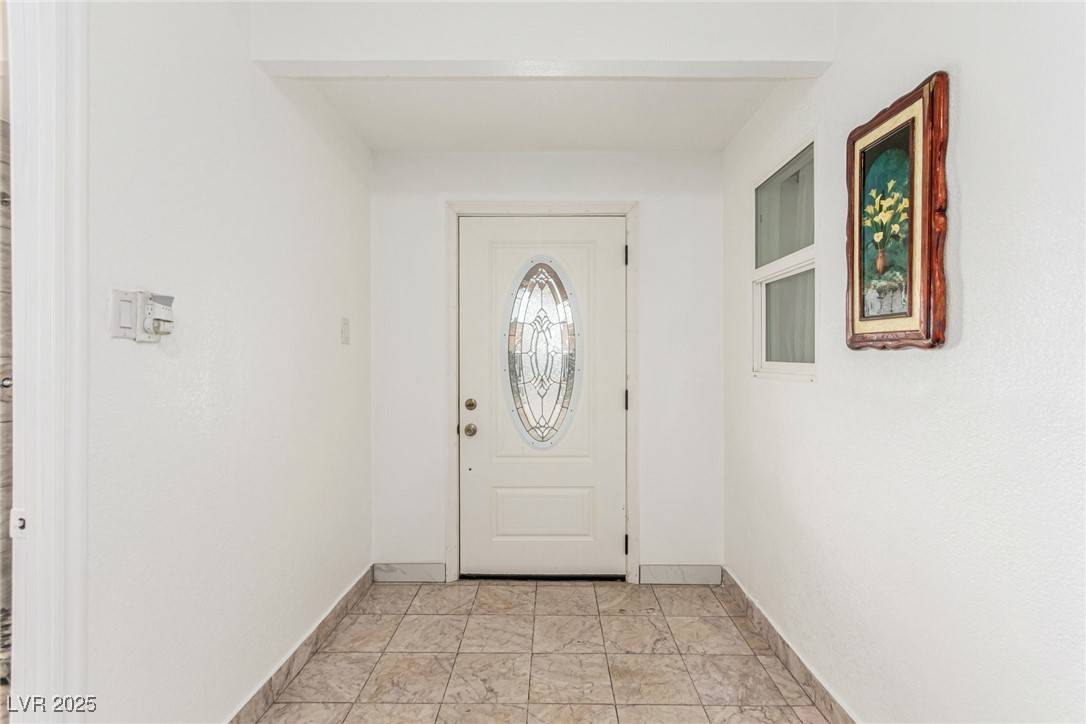 Las Vegas, NV 89104,1924 S 6th ST