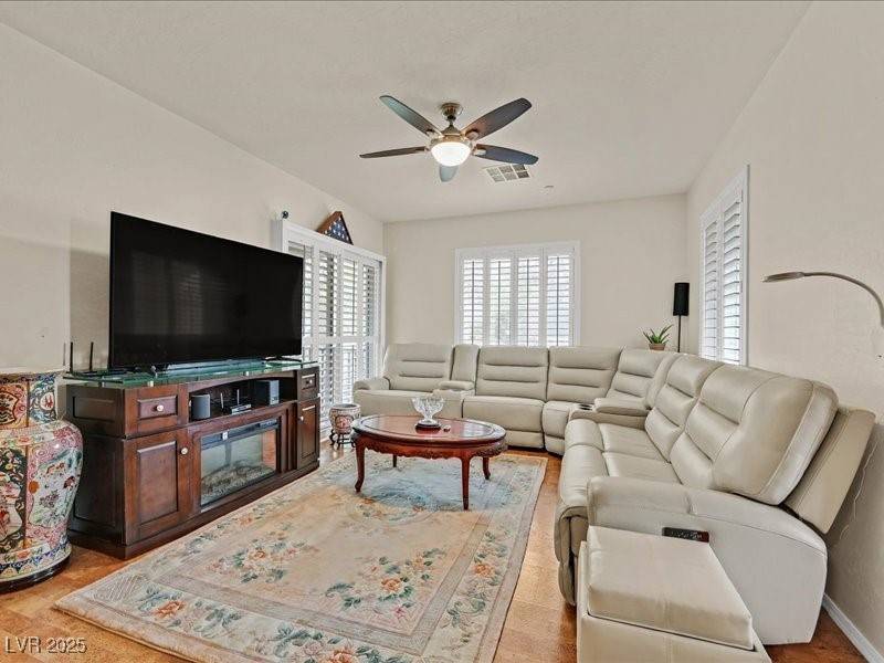 North Las Vegas, NV 89084,4615 Puglia LN #201