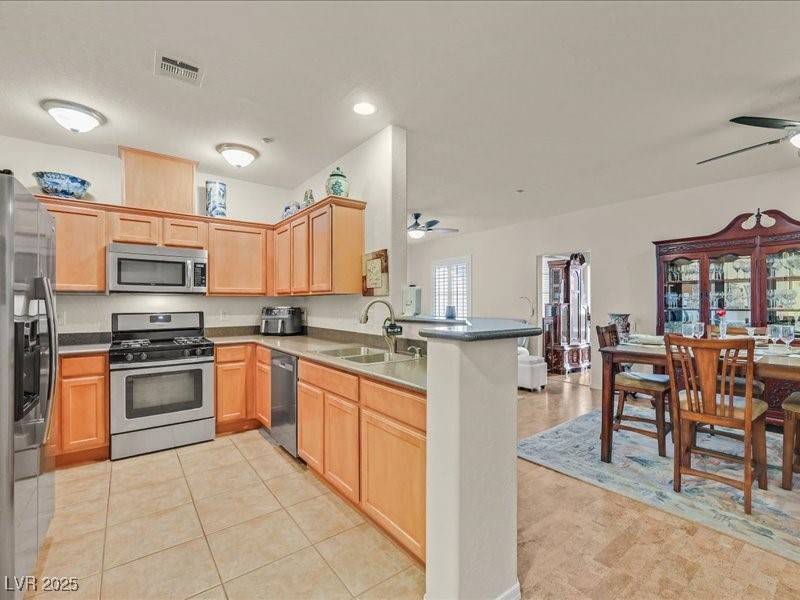 North Las Vegas, NV 89084,4615 Puglia LN #201