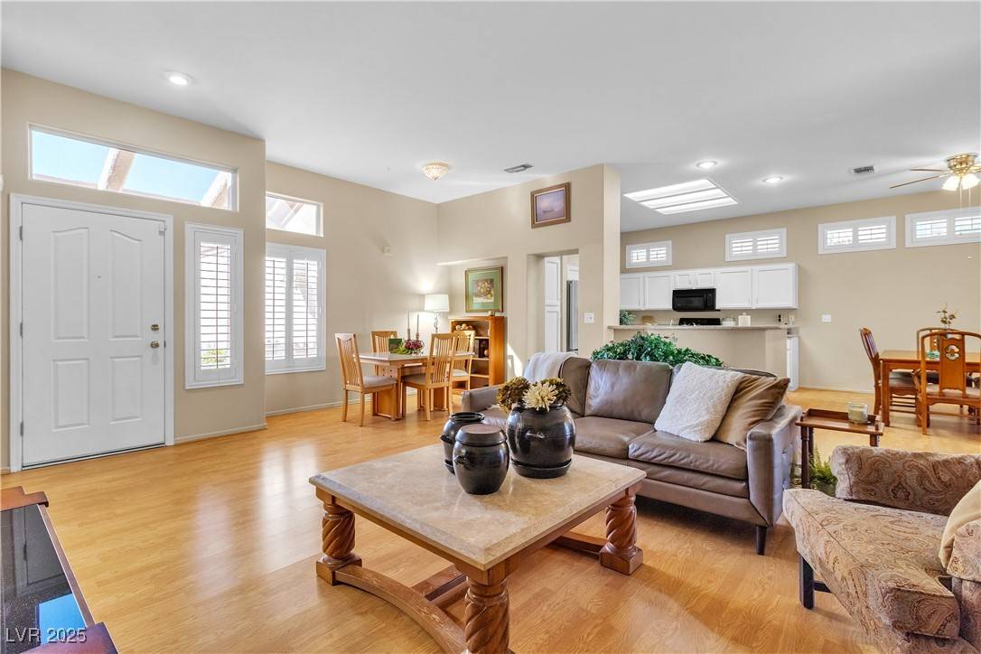 Las Vegas, NV 89134,10408 Georgetown PL