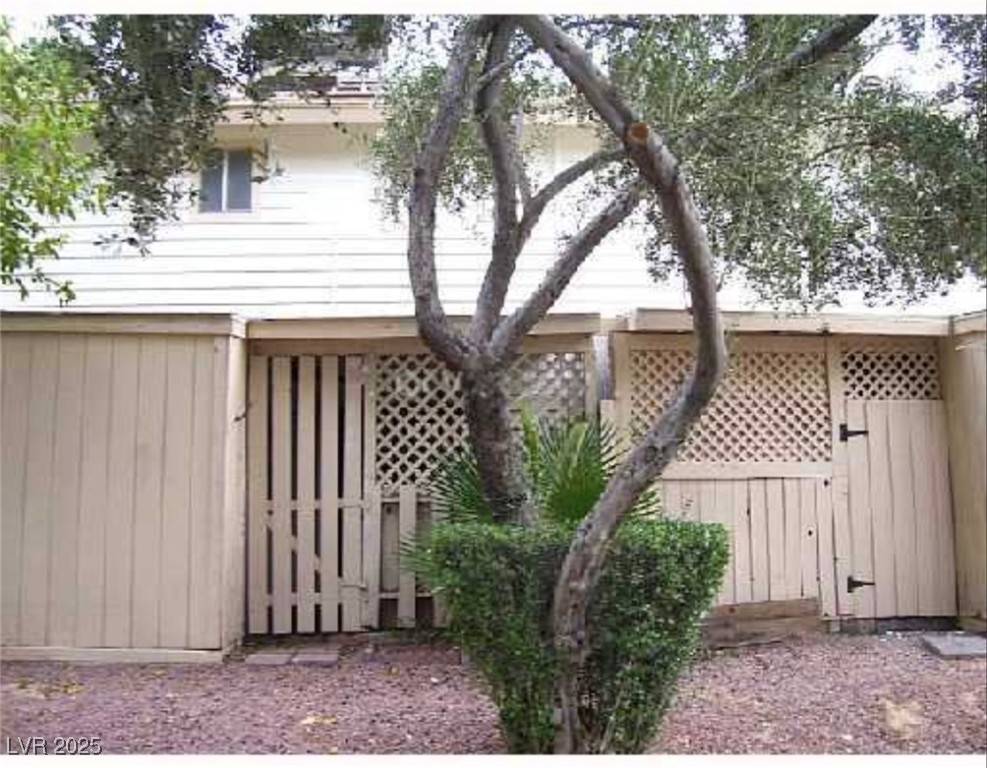 Las Vegas, NV 89121,4770 Topaz ST #113