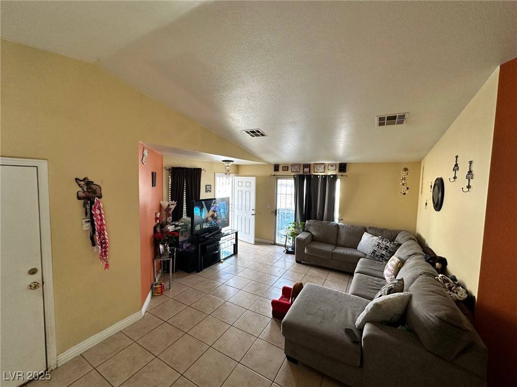 Las Vegas, NV 89106,Address not disclosed