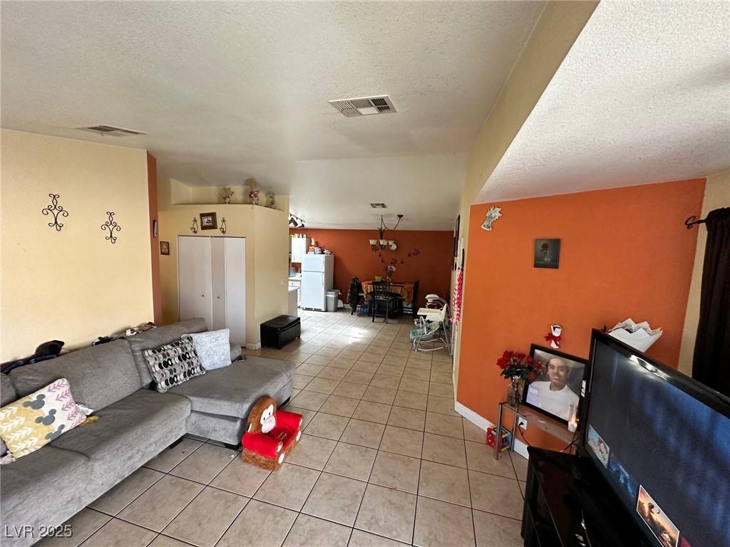 Las Vegas, NV 89106,Address not disclosed