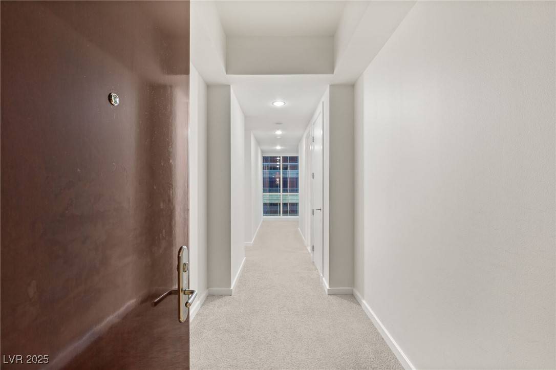 Las Vegas, NV 89103,4575 Dean Martin DR #912