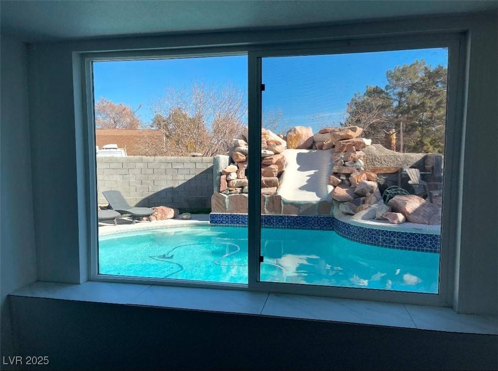 Las Vegas, NV 89131,6171 Whispering Sands DR