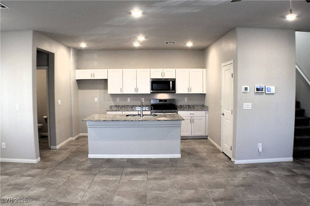 Henderson, NV 89044,12800 Oceano Dunes CT