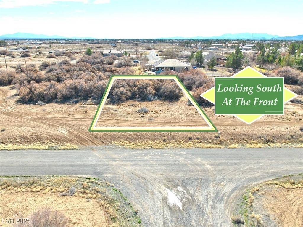 Pahrump, NV 89048,301 Lupin ST