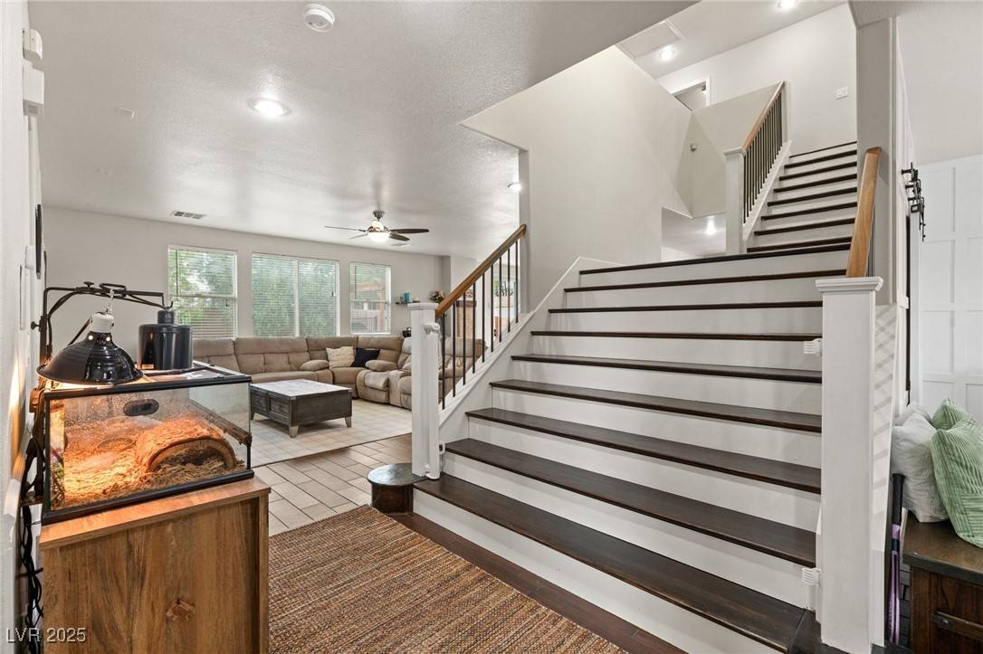 Las Vegas, NV 89131,8719 Melissa Meadows ST