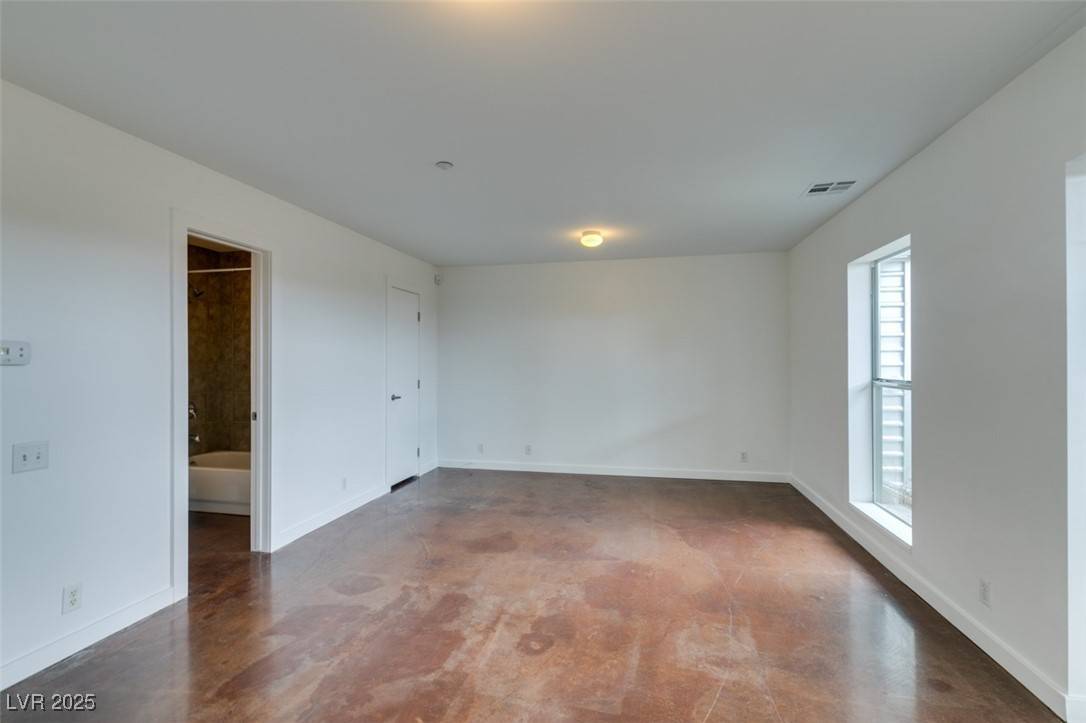 Las Vegas, NV 89101,1194 Carson AVE