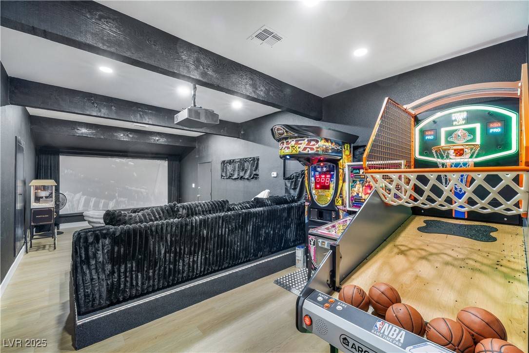 Las Vegas, NV 89119,3911 Kamden WAY