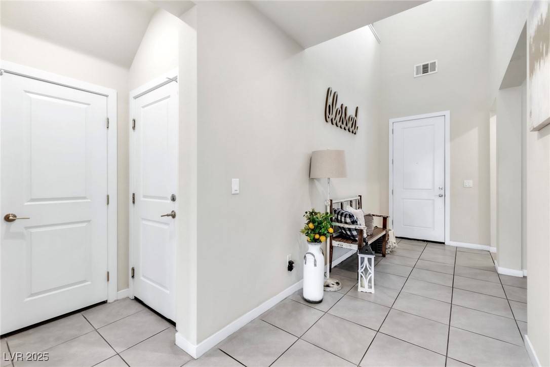 Las Vegas, NV 89166,9675 Bold Skye AVE