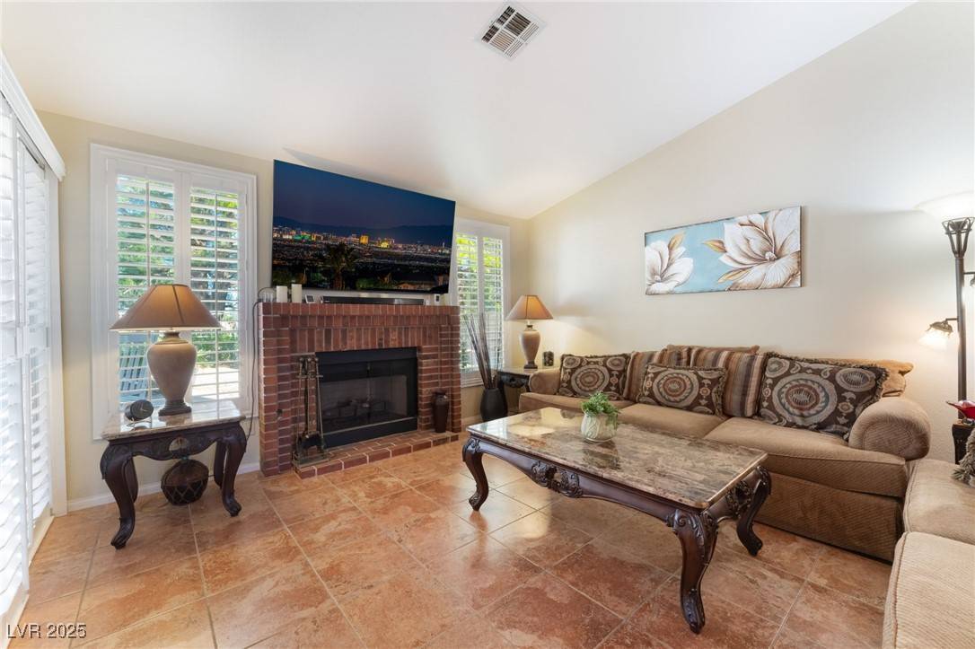 Las Vegas, NV 89117,3040 Ocean Port DR
