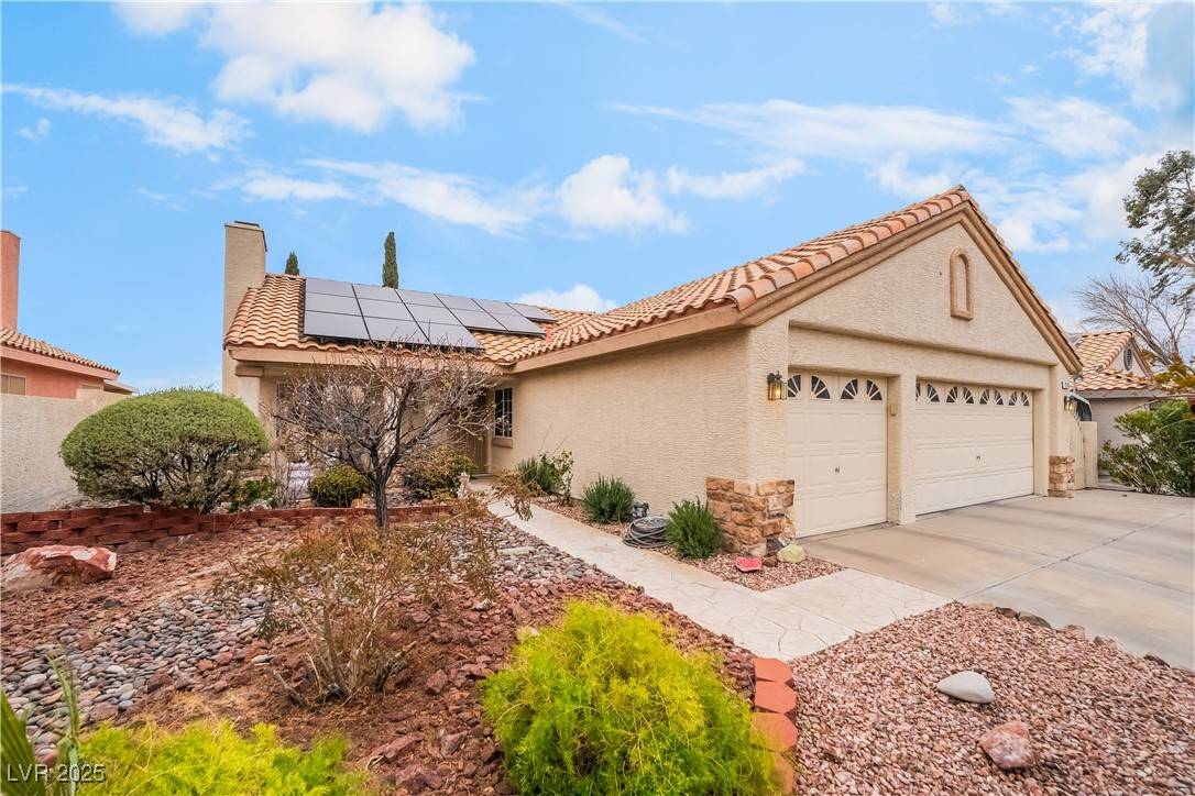 Henderson, NV 89002,213 Red Coral DR
