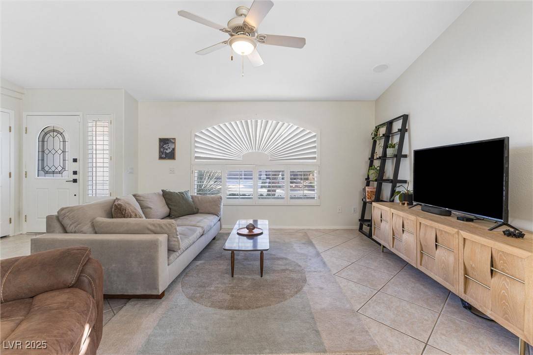Las Vegas, NV 89148,9581 Ancala Hollow CT