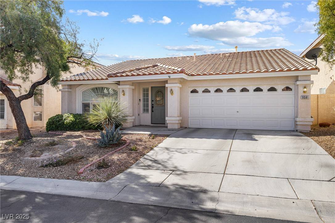 Las Vegas, NV 89148,9581 Ancala Hollow CT