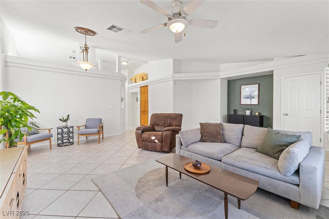 Las Vegas, NV 89148,9581 Ancala Hollow CT