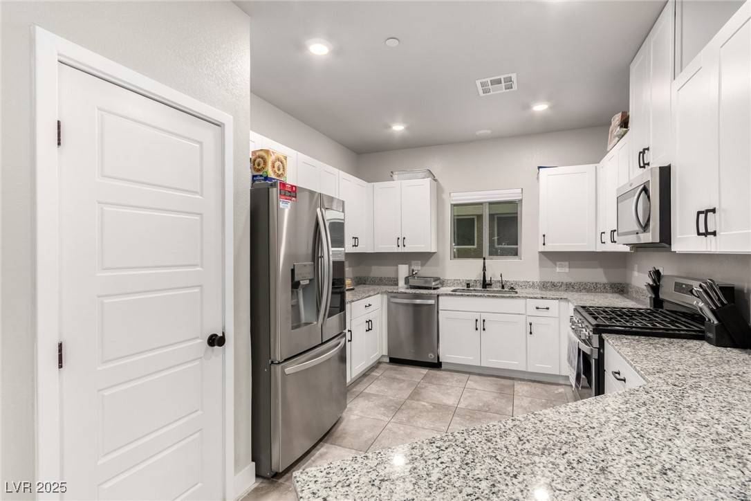 North Las Vegas, NV 89084,7457 Onyx Star ST