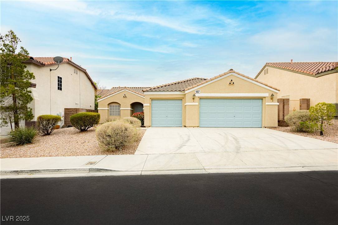 Henderson, NV 89002,187 Golden Crown AVE