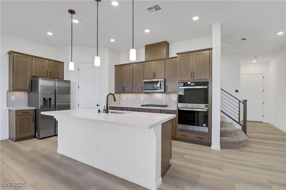 Las Vegas, NV 89138,1570 Rock Kestrel ST