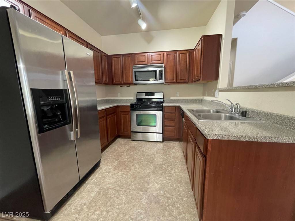Las Vegas, NV 89129,10519 Hedge View AVE