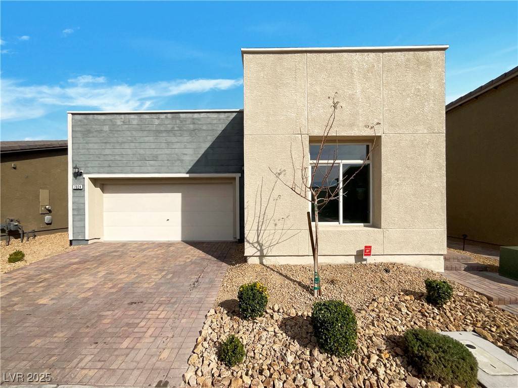 North Las Vegas, NV 89084,7024 Whispering Falls DR