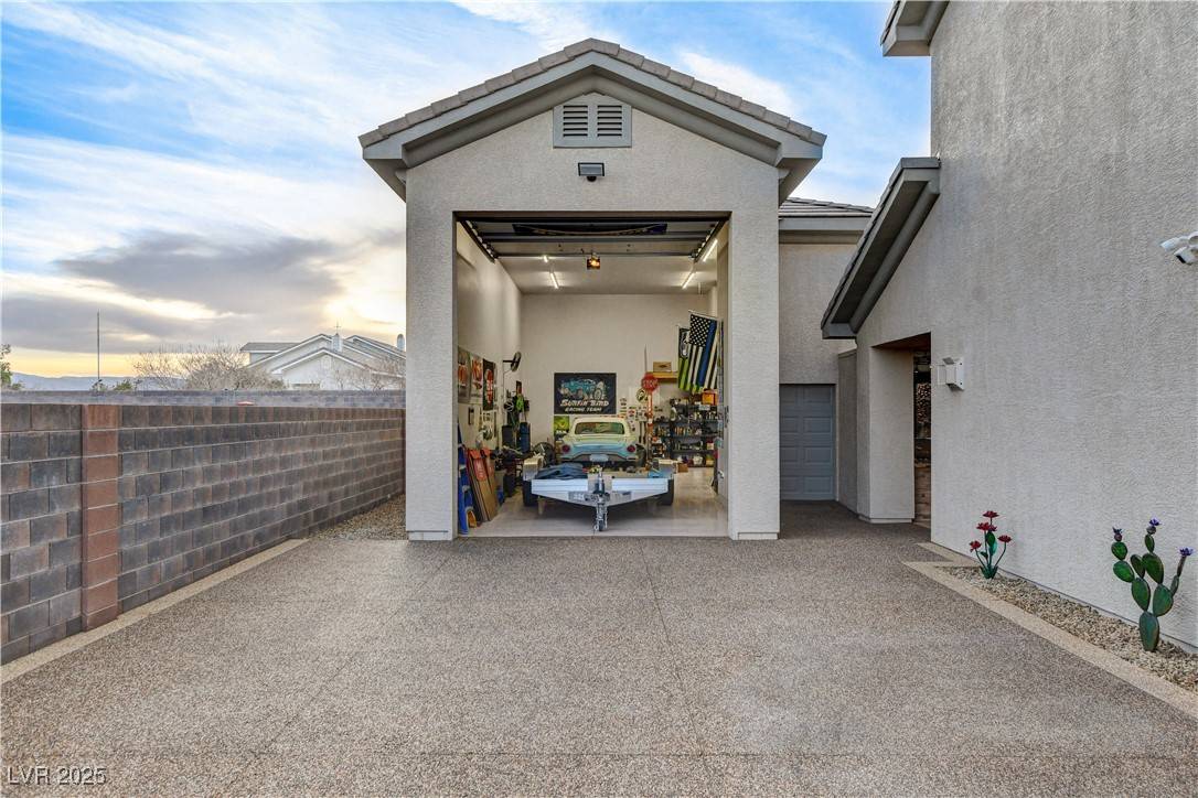 Las Vegas, NV 89139,9475 Windham Heights CT